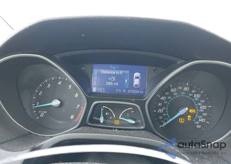 2012 Ford Focus Se z USA, uszkodzony, nr VIN 1FAHP3F29CL474563